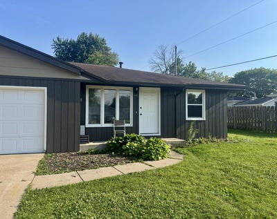 /international/us/1008-byrd-ave-neenah-wi-110100727253/