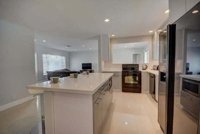 /international/us/3911-nw-4th-court-boca-raton-fl-110107796391/