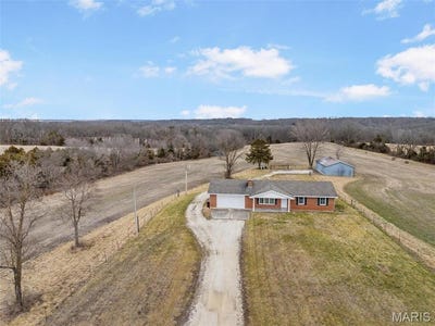 /international/us/762-cave-farm-road-troy-mo-110098093531/