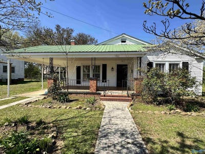 /international/us/313-n-center-avenue-piedmont-al-110106560852/