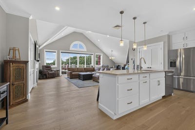 /international/us/7-longview-drive-atkinson-nh-110120464792/