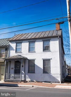 /international/us/703-s-loudoun-street-winchester-va-110108608623/