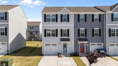 /international/us/22-cecelia-way-suffolk-va-110108110310/