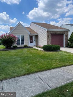 /international/us/7-buttonbush-court-mount-laurel-nj-110101306537/?lang=en