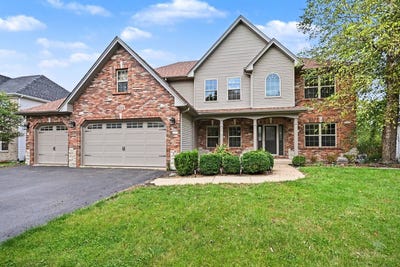 /international/us/204-holly-lane-oswego-il-110120002991/