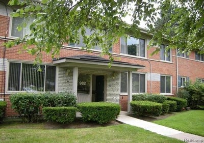 /international/us/982-n-adams-road-birmingham-mi-110108985358/