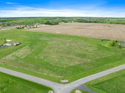/international/us/lot-6-baywood-shores-stratford-wi-110099861150/