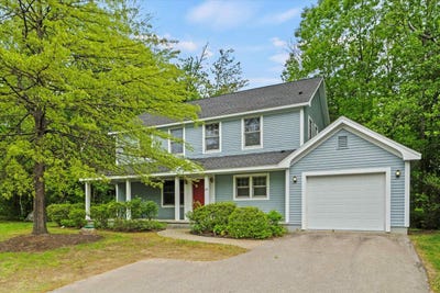 /international/us/25-sweetbrier-way-laconia-nh-110108492054/