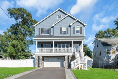 /international/us/122-dock-street-union-beach-nj-110119967407/