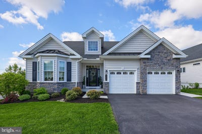 /international/us/403-valor-drive-lititz-pa-110100816283/