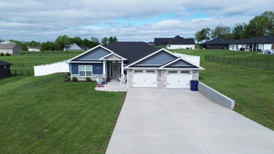 /international/us/215-carel-road-jefferson-city-mo-110107686435/