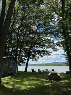 /international/us/85-island-drive-bridport-vt-110108548293/