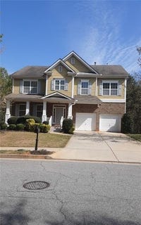 /international/us/132-lake-shore-parkway-newnan-ga-110107711176/