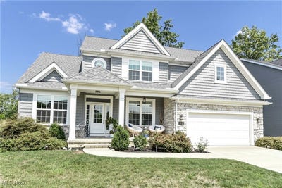 /international/us/32640-albion-drive-avon-lake-oh-110098446246/