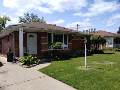 /international/us/8383-dixie-lane-dearborn-heights-mi-110100032796/