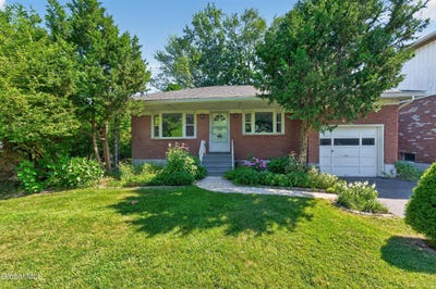 /international/us/87-buckingham-drive-albany-ny-110120104584/