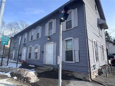 /international/us/10761-main-street-clarence-ny-110106142567/