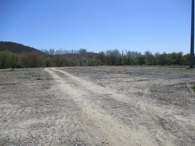 /international/us/270-old-ithaca-road-horseheads-ny-110107797756/