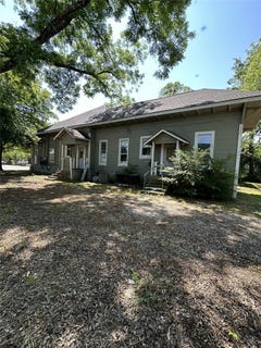 /international/us/1309-park-street-commerce-tx-110108638257/
