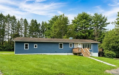 /international/us/24-s-danby-road-willseyville-ny-110107701366/