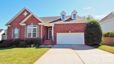 /international/us/6860-lakecrest-court-denver-nc-110107783100/
