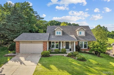 /international/us/647-waterford-ridge-drive-ballwin-mn-110108720625/