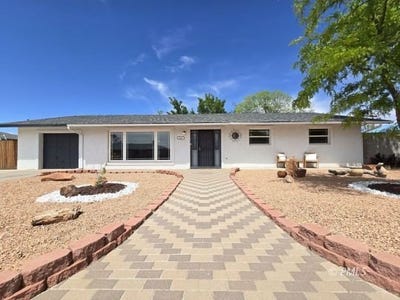 /international/us/367-cedar-st-page-az-110099190377/