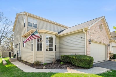 /international/us/36-townsend-circle-naperville-il-110107502384/