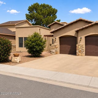 /international/us/960-flora-vista-drive-las-cruces-nm-110108020467/
