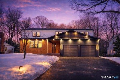 /international/us/60-fox-chase-lane-west-hartford-ct-110106199978/