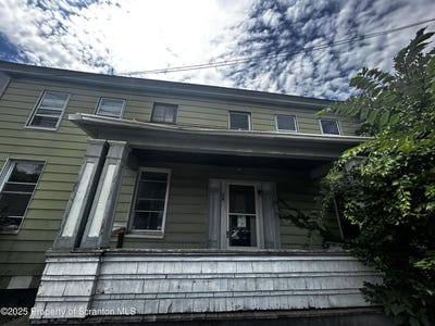 /international/us/26-7th-avenue-carbondale-pa-110100764143/