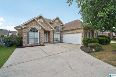 /international/us/2249-forest-lakes-lane-sterrett-al-110101242895/