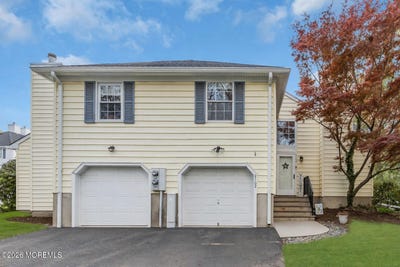 /international/us/2102-buckingham-circle-middletown-nj-110107488946/