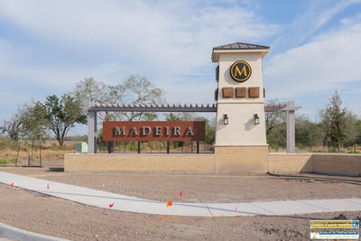 /international/us/3210-peregrina-ave-lot-5-brownsville-tx-110109829884/