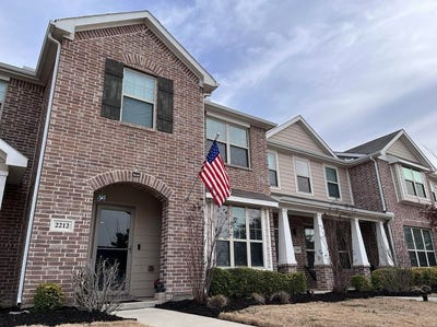 /international/us/2212-greystone-drive-denton-tx-110105318045/