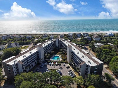 /international/us/423-parker-dr-pawleys-island-sc-110107714795/
