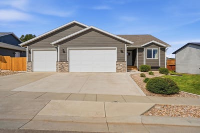 /international/us/3451-davenport-loop-sturgis-sd-110107775189/