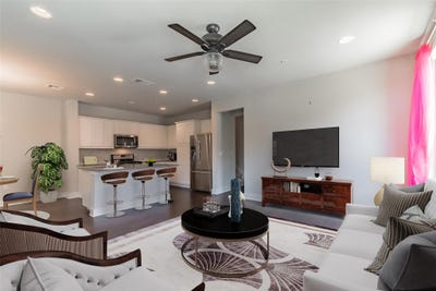 /international/us/13800-lyndhurst-st-austin-tx-110105393928/