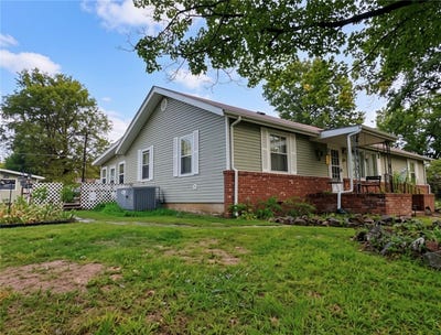 /international/us/2147-e-laurel-street-joplin-mo-110120622588/