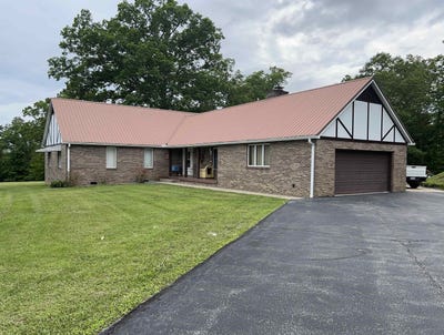 /international/us/813-doss-hill-road-fort-gay-wv-110107475038/