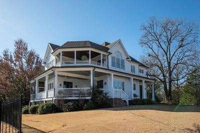 /international/us/8003-lake-cove-oxford-ms-110098178912/
