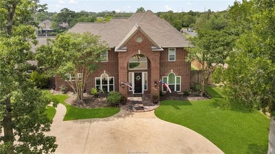 /international/us/1005-carmel-place-college-station-tx-110107690451/
