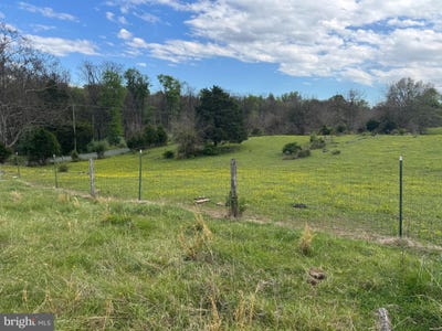 /international/us/8-03-acres-whitings-neck-road-martinsburg-wv-110107763617/
