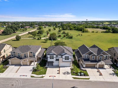 /international/us/2204b-cornfield-dr-pflugerville-tx-110101430280/