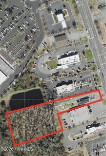 /international/us/1328-carolina-avenue-washington-nc-110106255422/
