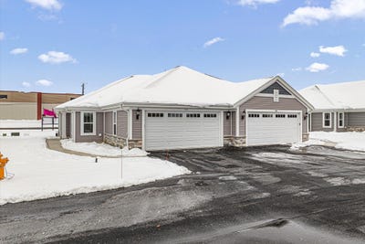/international/us/512-hunter-oaks-blvd-watertown-wi-110107548084/