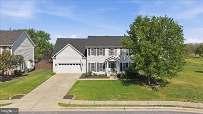 /international/us/115-lariat-court-stephens-city-va-110107382654/