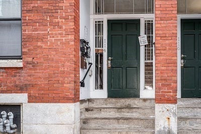 /international/us/114-appleton-st-lowell-ma-110108253270/