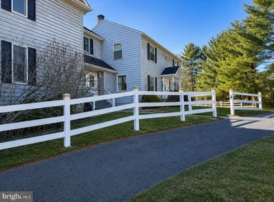/international/us/9-hunt-farms-sparks-glencoe-md-110108393844/