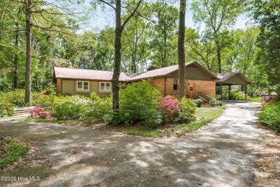 /international/us/163-washington-circle-wallace-nc-110105801577/